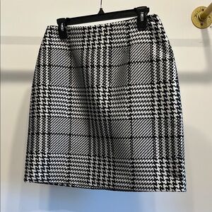 White House Black Market Black and Silver Checkered Pencil Skirt